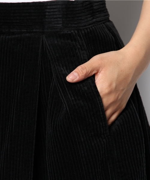 I am I （アイアムアイ）の「5Ｗ太コール       タックスカート（スカート・レディース・ホワイト/ブラック・FREE）」の7枚目の写真