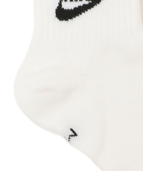 NIKE（ナイキ）の「NIKE:ANKLE ESSENTIAL 3P SOCKS（ソックス/靴下・レディース・ホワイト・ONE SIZE）」の5枚目の写真