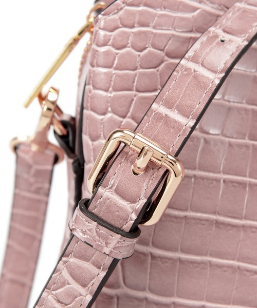 Ungrid（アングリッド）の「【Ungrid/アングリッド】シャイニースモールクロコビッグタッセルショルダーバッグ（ショルダーバッグ・レディース・ブラック/キャメル/ライトグレー/ベージュ系その他/ワイン/ラベンダー/ダークグレー/カーキ/ダークブラウン/ターコイズブルー・FREE）」の18枚目の写真