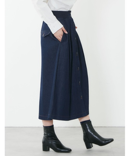POU DOU DOU（プードゥドゥ）の「ウエストリブ使いタックスカート（スカート・レディース・インディゴブルー/イエロー/カーキ/キナリ・3）」の4枚目の写真