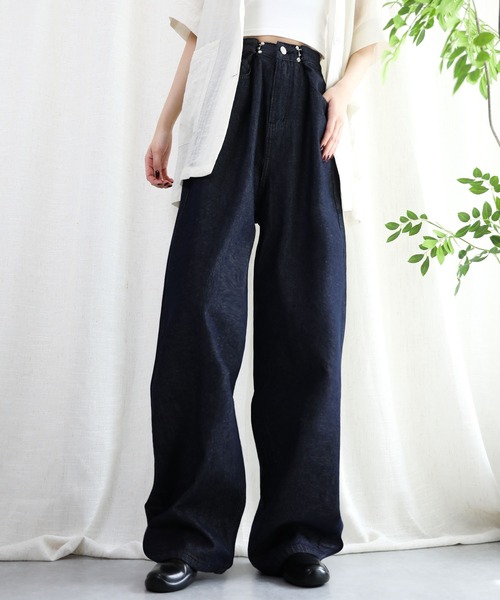 aimoha（アイモハ）の「2WAYデザインジーンズデニム深めのウエストタックハイウエストデニムパンツ（デニムパンツ・レディース・ホワイト/ネイビー/イエロー/ブルー/ピンク/ブラック/ライトブルー/スモークピンク/ブラウン/レッド/グリーン/ベージュ/パープル/ライトグリーン/ダークブルー/ダークグリーン/ダークグレー・X-SMALL/SMALL/MEDIUM/LARGE/X-LARGE）」の12枚目の写真