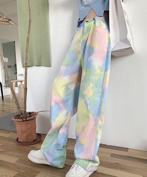 aimoha（アイモハ）の「2WAYデザインジーンズデニム深めのウエストタックハイウエストデニムパンツ（デニムパンツ・レディース・ホワイト/ネイビー/イエロー/ブルー/ピンク/ブラック/ライトブルー/スモークピンク/ブラウン/レッド/グリーン/ベージュ/パープル/ライトグリーン/ダークブルー/ダークグリーン/ダークグレー・X-SMALL/SMALL/MEDIUM/LARGE/X-LARGE）」の14枚目の写真