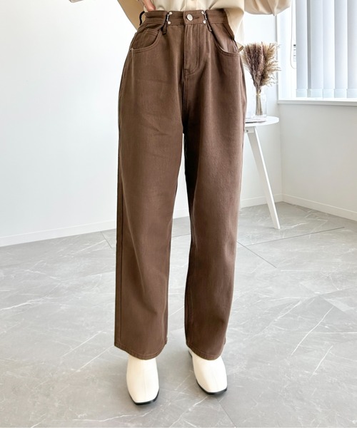 aimoha（アイモハ）の「2WAYデザインジーンズデニム深めのウエストタックハイウエストデニムパンツ（デニムパンツ・レディース・ホワイト/ネイビー/イエロー/ブルー/ピンク/ブラック/ライトブルー/スモークピンク/ブラウン/レッド/グリーン/ベージュ/パープル/ライトグリーン/ダークブルー/ダークグリーン/ダークグレー・X-SMALL/SMALL/MEDIUM/LARGE/X-LARGE）」の21枚目の写真