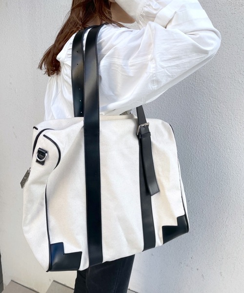 loti（ロティ）の「WEB限定　loti　キャンバスビッグトート（ショルダーバッグ・レディース・ブラック/ブラウン・FREE）」の4枚目の写真