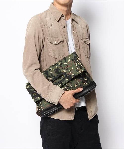 VENCEEXCHANGE（ヴァンスエクスチェンジ）の「デジタルメイサイクラッチBAG（クラッチバッグ・メンズ・グリーン・FREE）」の5枚目の写真