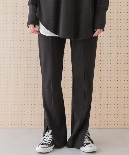 URBAN RESEARCH Sonny Label(アーバンリサーチサニーレーベル)の「サイドスリットハニカムカットパンツ(その他パンツ・レディース・ブラック/オフホワイト/ブルー系その他・FREE)」の6枚目の写真