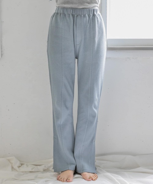 URBAN RESEARCH Sonny Label(アーバンリサーチサニーレーベル)の「サイドスリットハニカムカットパンツ(その他パンツ・レディース・ブラック/オフホワイト/ブルー系その他・FREE)」の4枚目の写真