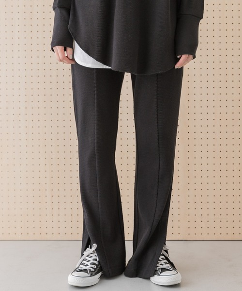 URBAN RESEARCH Sonny Label(アーバンリサーチサニーレーベル)の「サイドスリットハニカムカットパンツ(その他パンツ・レディース・ブラック/オフホワイト/ブルー系その他・FREE)」の16枚目の写真