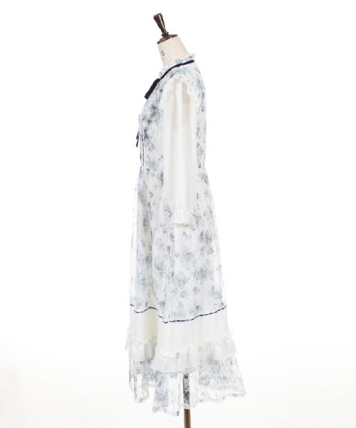 axes femme（アクシーズファム）の「フラワープリントレースOP