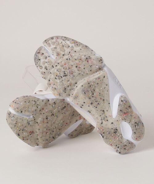 NIKE(ナイキ)の「NIKE ナイキ W AIR RIFT エアリフト WDJ4639 121SMTWHT/WHITE(スニーカー・メンズ・ホワイト・25.0cm/26.0cm/24.0cm/23.0cm/27.0cm/22.0cm/28.0cm)」の3枚目の写真