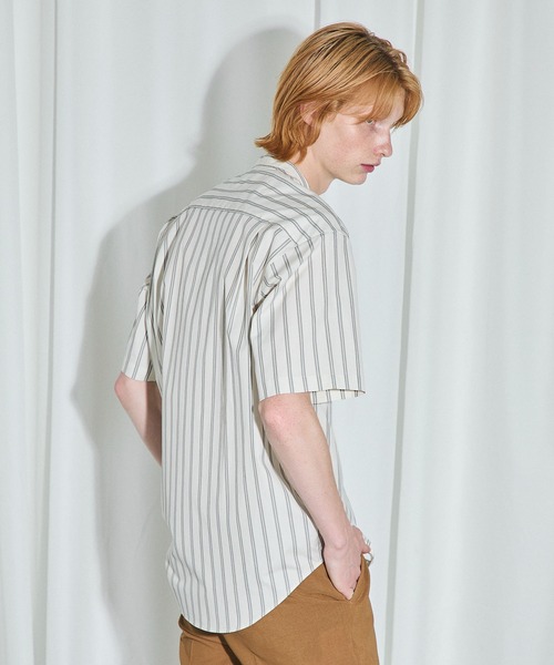 UNITED TOKYO（ユナイテッドトウキョウ）の「ストライプVネックショートスリーブシャツ（シャツ/ブラウス・メンズ・ブラック/オフホワイト/サックスブルー・1/2/3）」の16枚目の写真