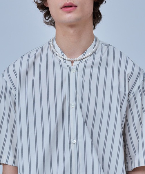 UNITED TOKYO（ユナイテッドトウキョウ）の「ストライプVネックショートスリーブシャツ（シャツ/ブラウス・メンズ・ブラック/オフホワイト/サックスブルー・1/2/3）」の19枚目の写真