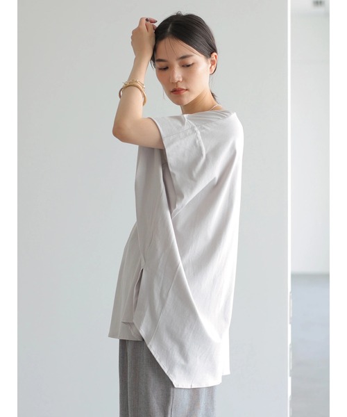 AMERICAN HOLIC(アメリカンホリック)の「変形ショートスリーブプルオーバー *〇(Tシャツ/カットソー・レディース・ライトグレー/ブラック/オフホワイト/サックスブルー/イエロー・M/L)」の8枚目の写真