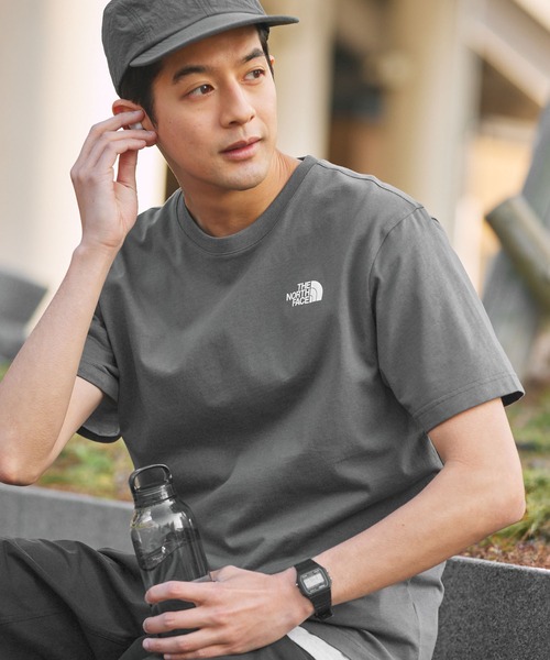 THE NORTH FACE(ザノースフェイス)の「【THE NORTH FACE / ザ・ノースフェイス】半袖 Tシャツ DAILY LOGO S/S TEE(Tシャツ/カットソー・メンズ・ホワイト/ライトグレー/ブラック/ダークネイビー/ライトベージュ/アイボリー/グレー/ライトブラウン/グレー系/ライラック/チャコールグレー/ピンク/グレー系1/ライトブルー/ネイビー・M/L/XL/XXL/S)」の8枚目の写真