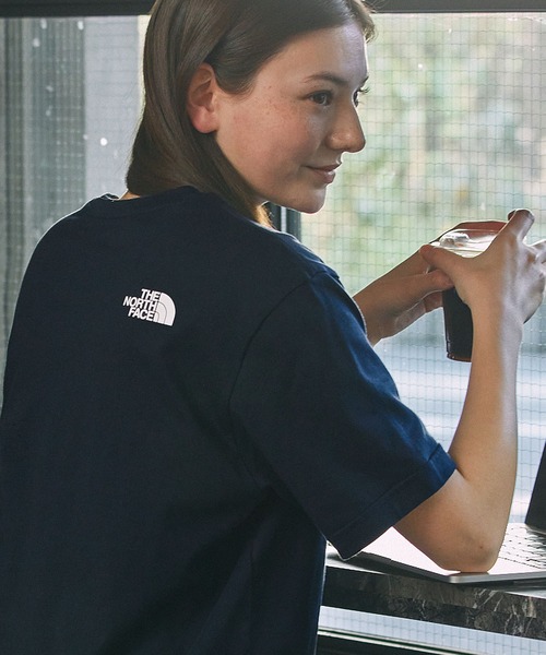 THE NORTH FACE(ザノースフェイス)の「【THE NORTH FACE / ザ・ノースフェイス】半袖 Tシャツ DAILY LOGO S/S TEE(Tシャツ/カットソー・メンズ・ホワイト/ライトグレー/ブラック/ダークネイビー/ライトベージュ/アイボリー/グレー/ライトブラウン/グレー系/ライラック/チャコールグレー/ピンク/グレー系1/ライトブルー/ネイビー・M/L/XL/XXL/S)」の12枚目の写真