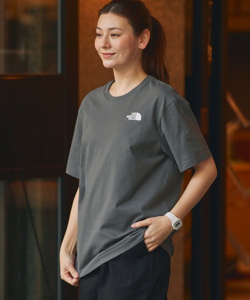 THE NORTH FACE（ザノースフェイス）の「【THE NORTH FACE / ザ・ノースフェイス】半袖 Tシャツ DAILY LOGO S/S TEE（Tシャツ/カットソー・メンズ・ホワイト/ライトグレー/ブラック/ダークネイビー/ライトベージュ/アイボリー/グレー/ライトブラウン/グレー系/ライラック/チャコールグレー/ピンク・M/L/XL/XXL/S）」の17枚目の写真