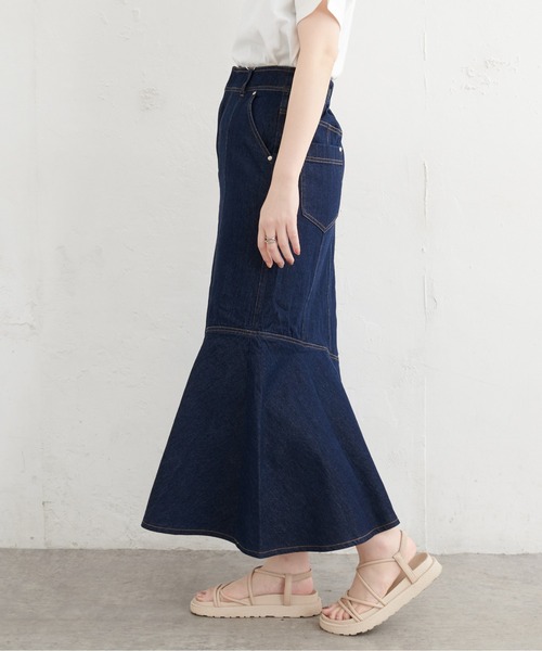 natural couture（ナチュラルクチュール）の「【WEB限定】アシメフレアデニムスカート（デニムスカート・レディース・オフホワイト/ブラウン/ブルー/インディゴブルー・FREE）」の11枚目の写真
