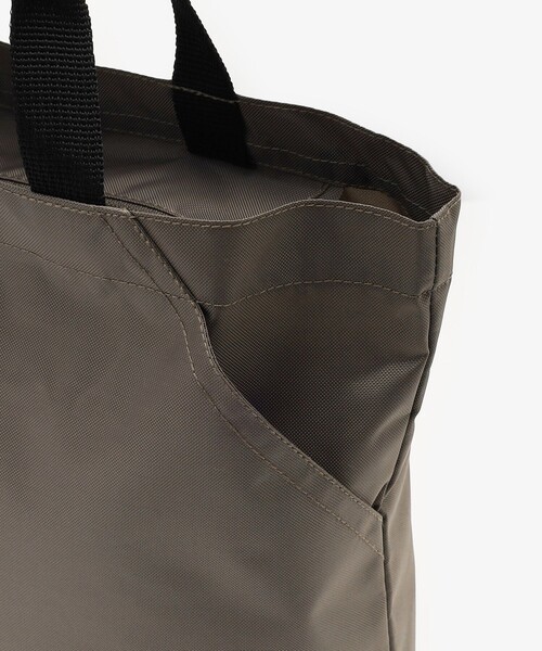 Afternoon Tea（アフタヌーンティー）の「スリットポケット付きロゴバッグS（エコバッグ/サブバッグ・レディース・グレー・ONE SIZE）」の4枚目の写真