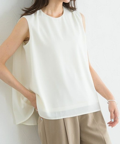 Pierrot（ピエロ）の「Aラインノースリーブブラウス（シャツ/ブラウス・レディース・ブラック/グレー/オフホワイト/ミント・M/L）」の2枚目の写真