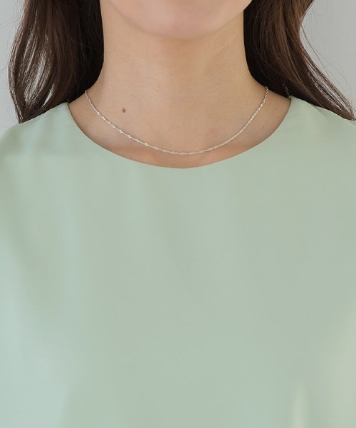 Pierrot（ピエロ）の「Aラインノースリーブブラウス（シャツ/ブラウス・レディース・ブラック/グレー/オフホワイト/ミント・M/L）」の14枚目の写真