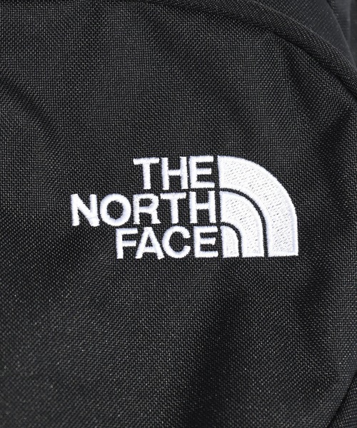 THE NORTH FACE(ザノースフェイス)の「THE NORTH FACE/ザ・ノースフェイス Rodey リュックサック バックパック リュック(バックパック/リュック・メンズ・ブラック/カーキ・ONE SIZE)」の13枚目の写真