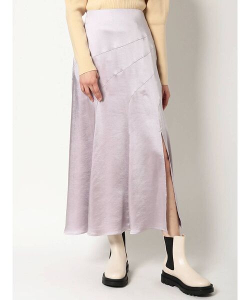 MERCURYDUO(マーキュリーデュオ)の「サテンドレープカッティングスカート(スカート・レディース・ベージュ/イエロー/ラベンダー・SMALL/MEDIUM)」の1枚目の写真