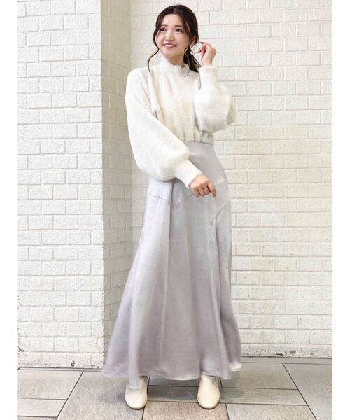 MERCURYDUO(マーキュリーデュオ)の「サテンドレープカッティングスカート(スカート・レディース・ベージュ/イエロー/ラベンダー・SMALL/MEDIUM)」の5枚目の写真