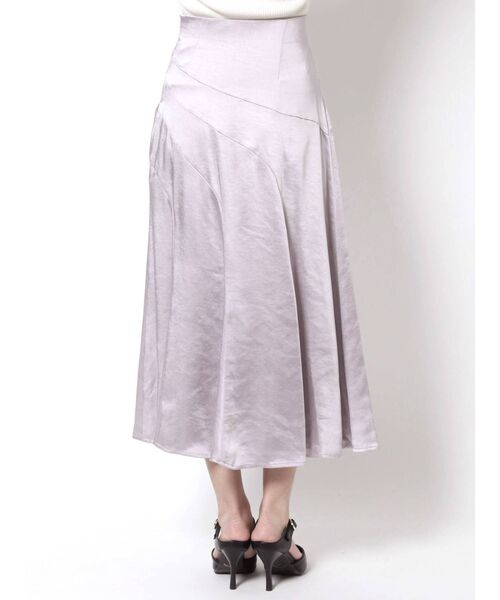 MERCURYDUO(マーキュリーデュオ)の「サテンドレープカッティングスカート(スカート・レディース・ベージュ/イエロー/ラベンダー・SMALL/MEDIUM)」の18枚目の写真