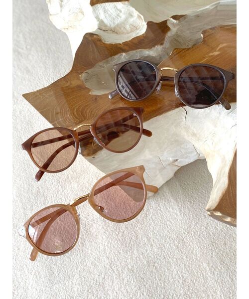 Ungrid（アングリッド）の「メタルブリッジサングラス（サングラス・レディース・グレー/ブラウン/ベージュ・FREE）」の12枚目の写真