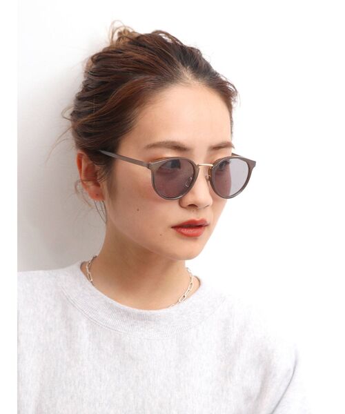Ungrid（アングリッド）の「メタルブリッジサングラス（サングラス・レディース・グレー/ブラウン/ベージュ・FREE）」の8枚目の写真