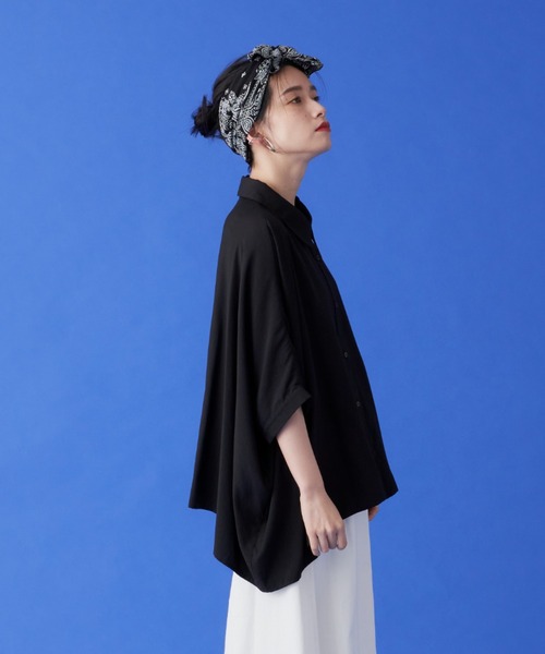 manana suerte（マニャーナスエルテ）の「ポンチョシャツ（シャツ/ブラウス・レディース・ブラック/オフホワイト・FREE）」の18枚目の写真