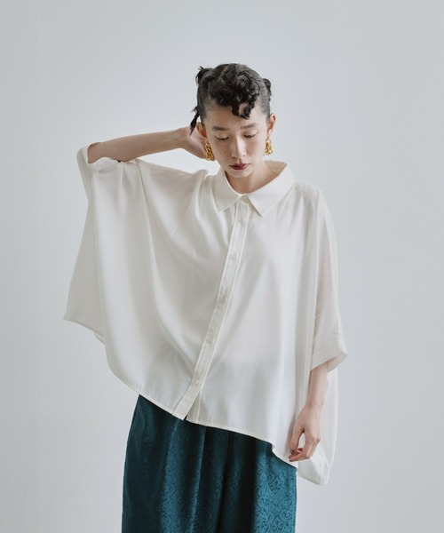 manana suerte（マニャーナスエルテ）の「ポンチョシャツ（シャツ/ブラウス・レディース・ブラック/オフホワイト・FREE）」の10枚目の写真