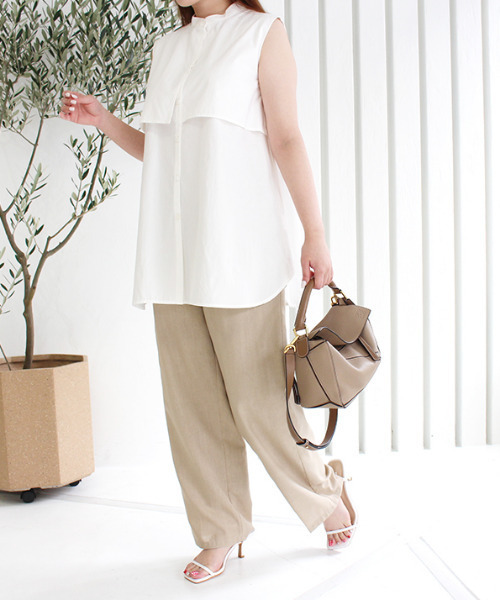 MODE ROBE(モードローブ)の「セーラーカラーノースリーブブラウス(シャツ/ブラウス・レディース・ホワイト/ベージュ・FREE)」の12枚目の写真