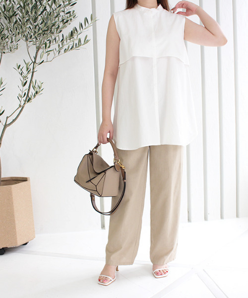 MODE ROBE(モードローブ)の「セーラーカラーノースリーブブラウス(シャツ/ブラウス・レディース・ホワイト/ベージュ・FREE)」の20枚目の写真