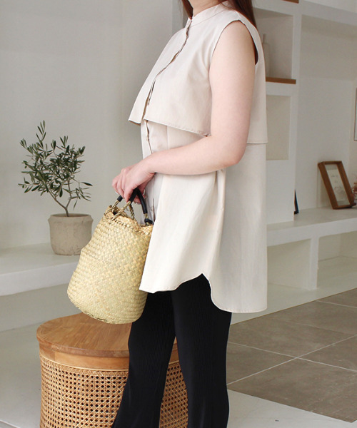 MODE ROBE(モードローブ)の「セーラーカラーノースリーブブラウス(シャツ/ブラウス・レディース・ホワイト/ベージュ・FREE)」の13枚目の写真