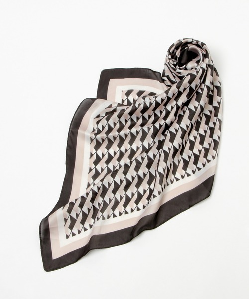 mysty woman（ミスティウーマン）の「幾何学柄スカーフ 219213（バンダナ/スカーフ・レディース・ライトブルー/ブラック/ピンク・FREE）」の12枚目の写真