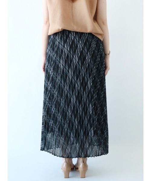 Te chichi（テチチ）の「シアーチェックプリーツスカート（スカート・レディース・チャコール/ベージュ・ﾌﾘ-）」の8枚目の写真