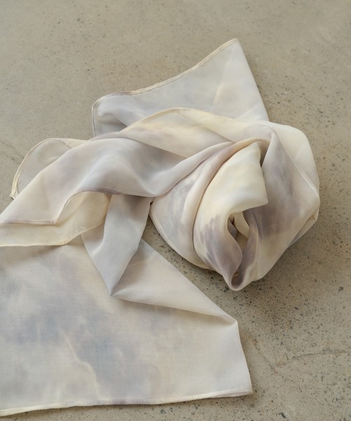 Kastane(カスタネ)の「シアームラ染めスカーフ(バンダナ/スカーフ・レディース・ピンク/イエロー/グリーン・FREE)」の2枚目の写真