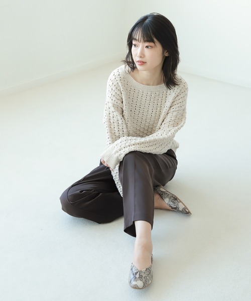 LAKOLE（ラコレ）の「ストレッチサテンピンタックパンツ / 218826（その他パンツ・レディース・ブラック/ライトグリーン/モカ/ナチュラル/イエローゴールド・SMALL/MEDIUM）」の10枚目の写真