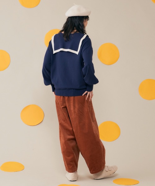 MERLOT(メルロー)の「カシミアタッチスクエアラインニット(ニット/セーター・レディース・ネイビー/レッド/ナチュラル・FREE)」の21枚目の写真