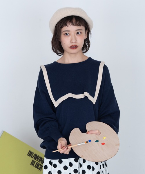 MERLOT(メルロー)の「カシミアタッチスクエアラインニット(ニット/セーター・レディース・ネイビー/レッド/ナチュラル・FREE)」の22枚目の写真
