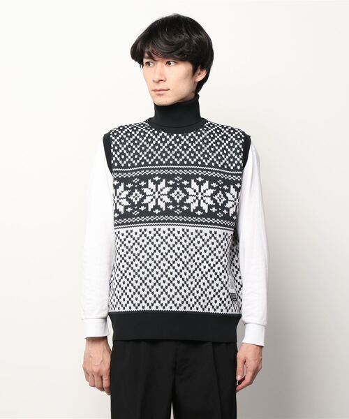 FUMITO GANRYU(フミトガンリュウ)の「Fumito Ganryu/フミトガンリュウ/Ensemble turtleneck vest/タートルネックベスト(ベスト・メンズ・レッド/ホワイト・2)」の2枚目の写真
