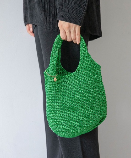 LEPSIM（レプシィム）の「メタリックミニマルシェＢＡＧ　236069（ハンドバッグ・レディース・ブラック/ダークブラウン/シルバー/グリーン/ゴールド・ONE SIZE）」の3枚目の写真