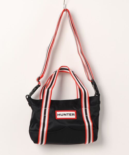 HUNTER(ハンター)の「《HUNTER》NYLON TOPCLIP TOTE MINI(トートバッグ・メンズ・ダークオリーブ/ブラック/ピンク/イエロー/ネイビー/ブラック×レッド/ホワイト×ブラック/ブラック系その他・フリー)」の4枚目の写真