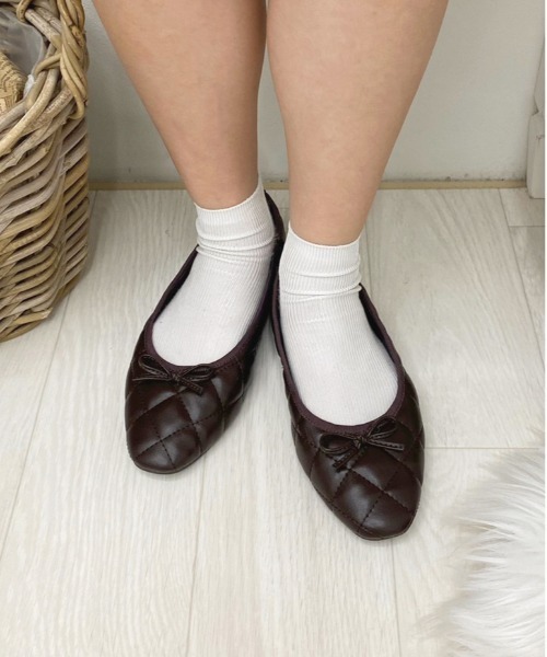 apres jour（アプレジュール）の「キルティングバレエシューズ【ZOZOTOWN限定アイテム】（バレエシューズ・レディース・ブラック/ダークブラウン/アイボリー・SMALL/MEDIUM/LARGE/X-LARGE）」の4枚目の写真