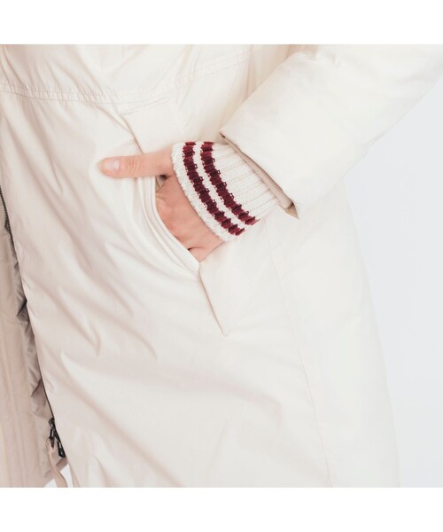 AIGLE（エーグル）の「撥水 リラックスモード ロングダウンコート（ダウンジャケット/コート・レディース・ライトブルー/アイボリー/ダークネイビー・38/36/40）」の7枚目の写真