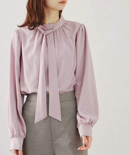 acro（アクロ）の「セミマットボウタイブラウス/AC1190（シャツ/ブラウス・レディース・アイボリー/ピンク/ワイン/グリーン/ブルー/ブラック×ホワイト/ブラック/ベージュ/グレー/オフホワイト/ネイビー・ﾌﾘ-）」の14枚目の写真