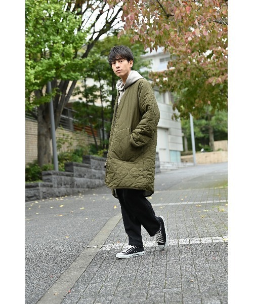 URBAN COLLECTION(アーバンコレクション)の「リバーシブル ノーカラーボアコート(ブルゾン・メンズ・ブラック/カーキ・XL/M/L)」の3枚目の写真