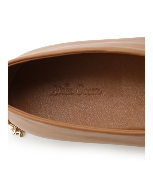 Mila Owen（ミラオーウェン）の「アンクレット付きフラットシューズ（その他シューズ・レディース・ブラック/キャメル/アイボリー・38/37/36）」の7枚目の写真