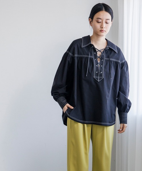 Emma Taylor(エマテイラー)の「レースアップコットンブラウス(シャツ/ブラウス・レディース・ホワイト/ブラック・FREE)」の21枚目の写真